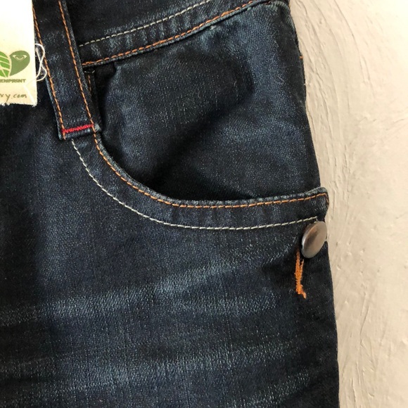 Roxy Jeans - Picture 4 of 8